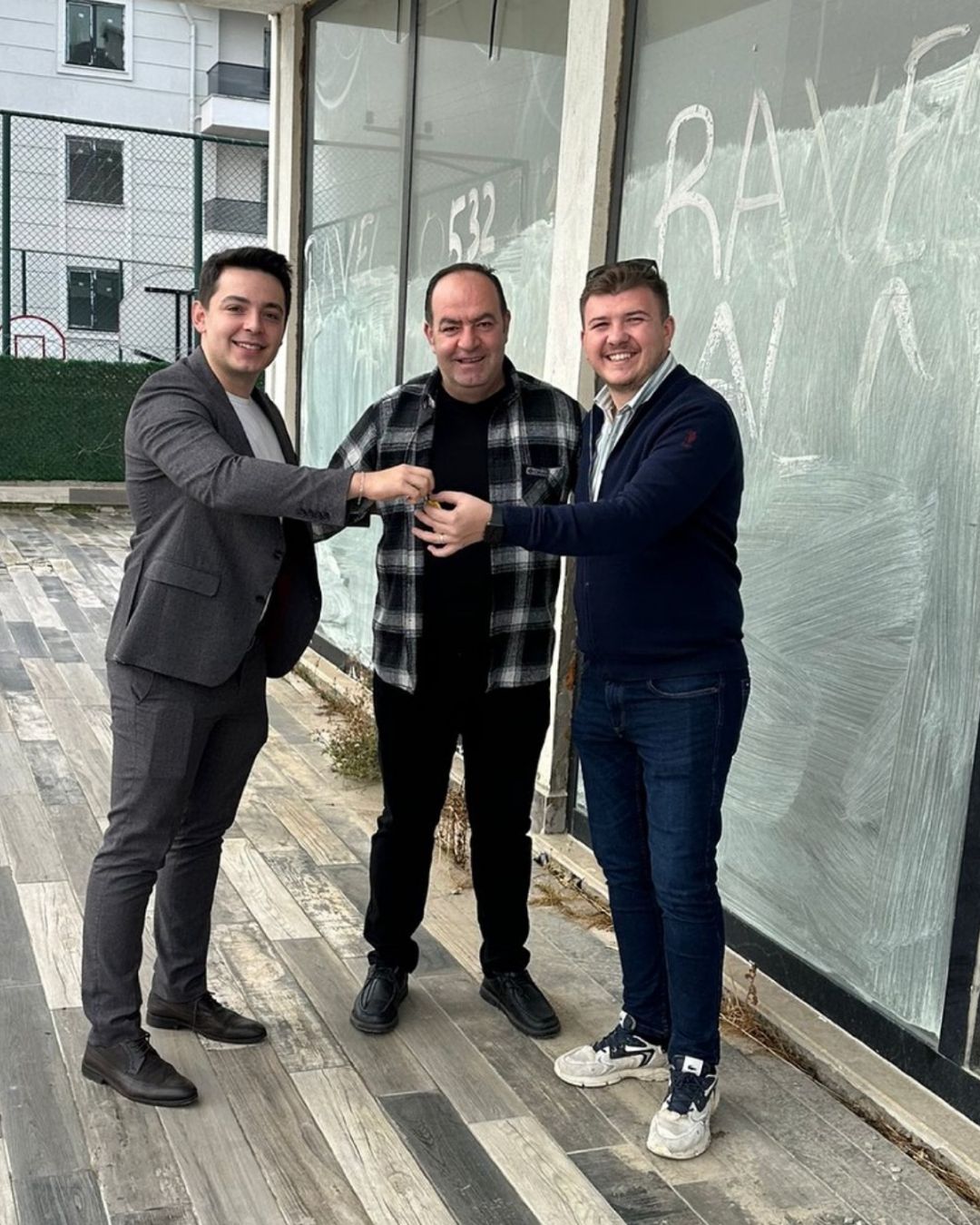Yatırımcı 44